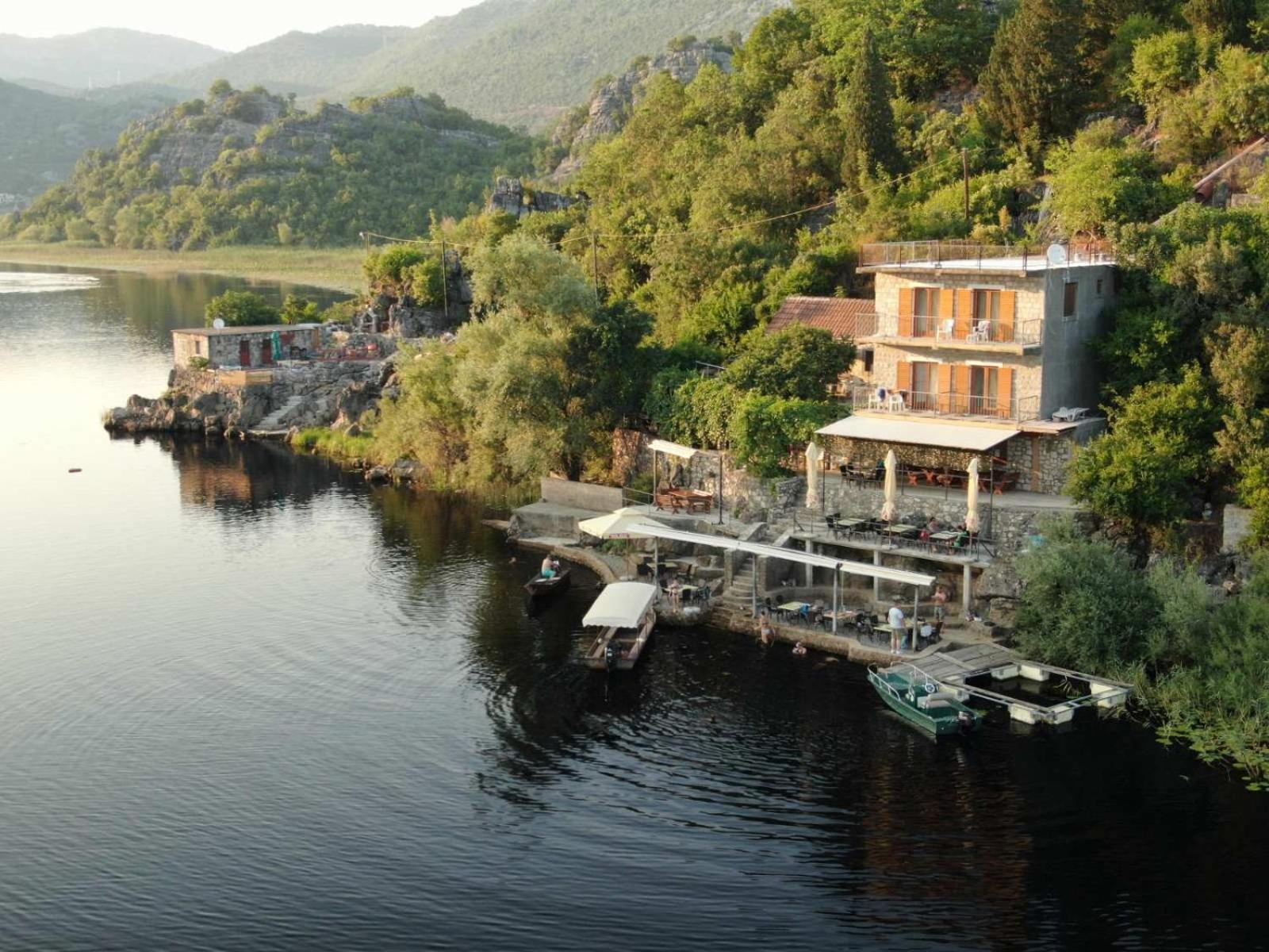 Suncane Terase Karuc Esterno foto