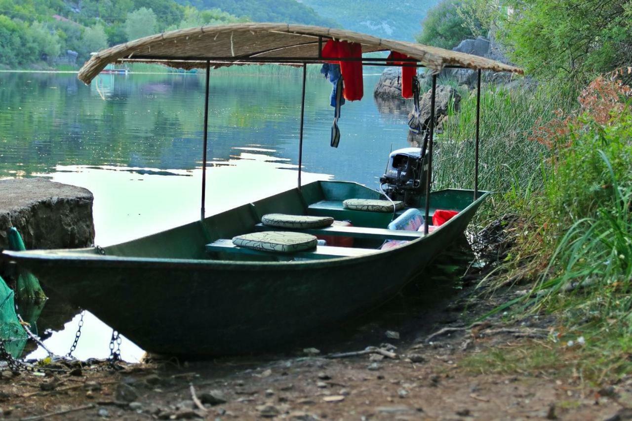 Suncane Terase Karuc Esterno foto